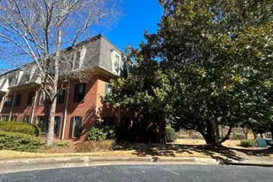 24216 Plantation Dr, Atlanta, GA 30324 - Photo 4