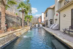 2159 Oakdale Estates Ct, Smyrna, GA 30080 - Photo 2