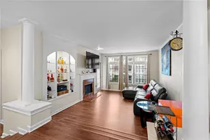 220 Renaissance Parkway NE, Atlanta, GA 30308 - Photo 4