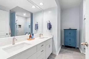 220 Renaissance Parkway NE, Atlanta, GA 30308 - Photo 16