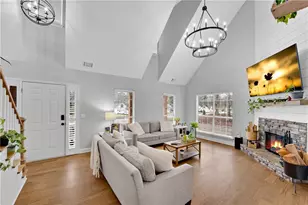 333 Oxford Way, Winder, GA 30680 - Photo 10