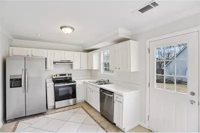 9445 Sleepy Hollow Lane, Jonesboro, GA 30238 - Photo 16