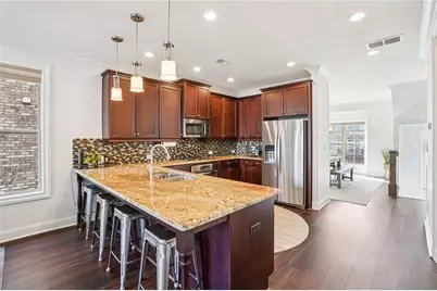 124 Laurel Crest Alley, Johns Creek, GA 30024 - Photo 4