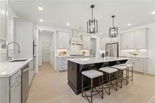 418 Lanesborough Dr, Marietta, GA 30064 - Photo 2