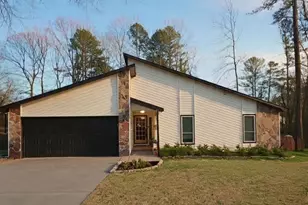 1366 Gray Rock Dr, Marietta, GA 30066 - Photo 1