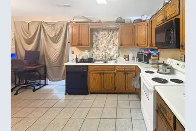 664 Browning Lane, Conyers, GA 30013 - Photo 4