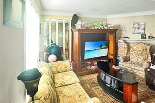 664 Browning Ln, Conyers, GA 30013 - Photo 2