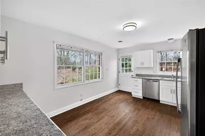 2514 Sunny Lane SE, Marietta, GA 30067 - Photo 10