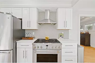 610 Yorkshire Drive, Marietta, GA 30068 - Photo 18