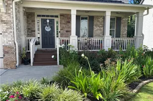 1320 Newbridge Cir, Buford, GA 30519 - Photo 4