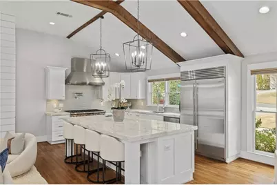 4855 Lansbury Drive, Atlanta, GA 30342 - Photo 10