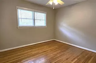 2633 Mural Dr, Chamblee, GA 30341 - Photo 12