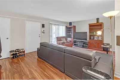 276 Lakemoore Drive NE #E, Atlanta, GA 30342 - Photo 6