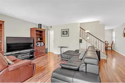 276 Lakemoore Drive NE #E, Atlanta, GA 30342 - Photo 4