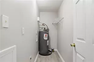 829 Bonneville Terrace NW, Atlanta, GA 30331 - Photo 28