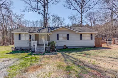 362 Dixie Red Avenue, Jefferson, GA 30549 - Photo 1