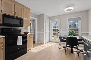 3748 Hadley Ridge Ct, Marietta, GA 30066 - Photo 18