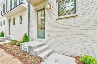 262 Dilbeck Circle NE, Atlanta, GA 30342 - Photo 2