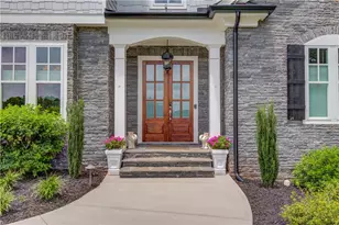 5392 Retreat Dr, Flowery Branch, GA 30542 - Photo 8