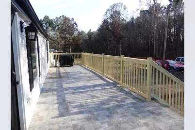 3939 Laurens Lane, Snellville, GA 30039 - Photo 12