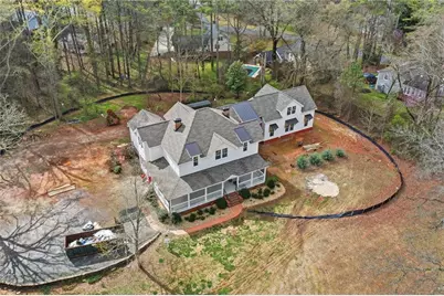 270 Windsor Drive, Marietta, GA 30064 - Photo 2