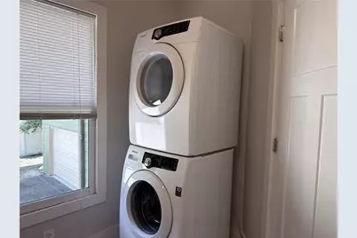 1647 Walker Avenue, Atlanta, GA 30337 - Photo 34