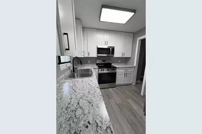 26 Shadow Lane #UNIT A, Carrollton, GA 30117 - Photo 2