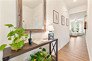 325 Braswell Ct, Woodstock, GA 30188 - Photo 2