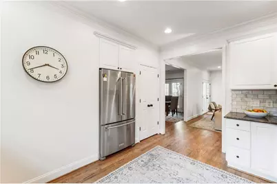 2330 Colonial Drive NE, Brookhaven, GA 30319 - Photo 12