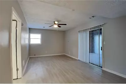 3263 Holly Mill Run, Marietta, GA 30062 - Photo 4