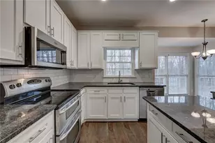 2695 Springrock Hill Trail, Lawrenceville, GA 30043 - Photo 16