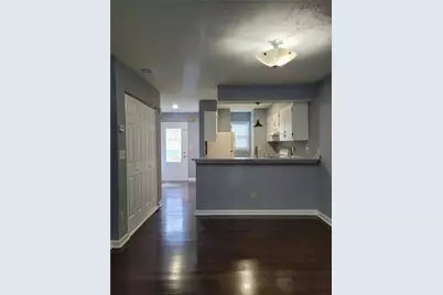 457 Prince Of Wales, Stone Mountain, GA 30083 - Photo 8