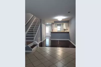 457 Prince Of Wales, Stone Mountain, GA 30083 - Photo 2