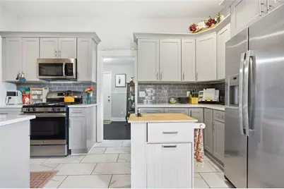 339 E Dixie Avenue SE, Marietta, GA 30060 - Photo 10