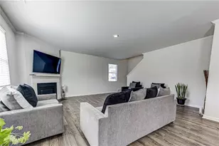 3154 Ellenton Dr, Lithia Springs, GA 30122 - Photo 12