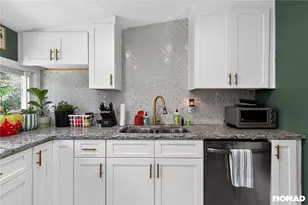 2218 Dunseath Ave NW, Atlanta, GA 30318 - Photo 16