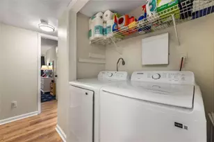 183 Triumph Dr NW, Atlanta, GA 30327 - Photo 32