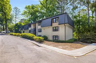 183 Triumph Dr NW, Atlanta, GA 30327 - Photo 2