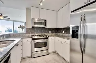 3338 Peachtree Rd NE, Atlanta, GA 30326 - Photo 6