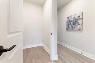 2206 Carlton Ct, Atlanta, GA 30318 - Photo 26