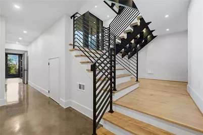 1033 Reeder Circle NE, Atlanta, GA 30306 - Photo 6