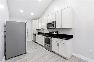 4154B Brenda Dr, Decatur, GA 30035 - Photo 10