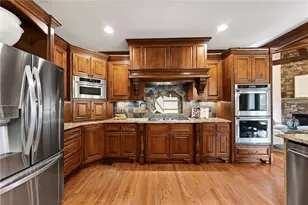 4010 Asheville Manor Ct, Cumming, GA 30040 - Photo 10