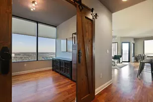 2828 Peachtree Rd, Atlanta, GA 30305 - Photo 4