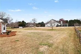 7215 Valley Landing Ct, Cumming, GA 30041 - Photo 16