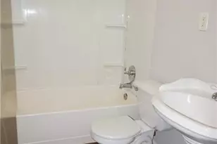 2477 Creekview Dr SW, Marietta, GA 30008 - Photo 16