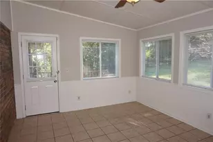 2477 Creekview Dr SW, Marietta, GA 30008 - Photo 18