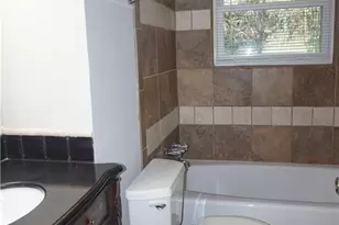 2477 Creekview Dr SW, Marietta, GA 30008 - Photo 12