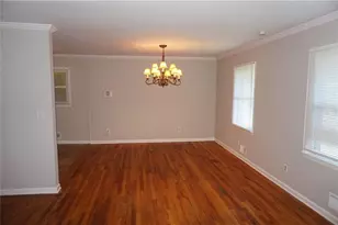 2477 Creekview Dr SW, Marietta, GA 30008 - Photo 4