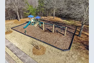 297 Seasons Valley, Pendergrass, GA 30567 - Photo 32